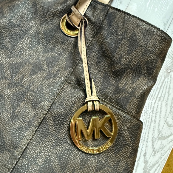 Michael Kors Brown Logo Tote with Tan Straps and Gold Charm FLAWED - Picture 2 of 11